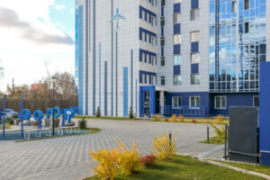 ЖК «Аэропорт»: технологичные вентилируемые фасады в современной архитектуре Новосибирска